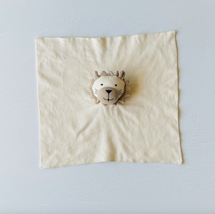 leo the lion security lovey blanket - 100% organic cotton
