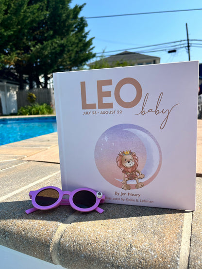 Leo zodiac baby book with personalized astrology traits for new babies