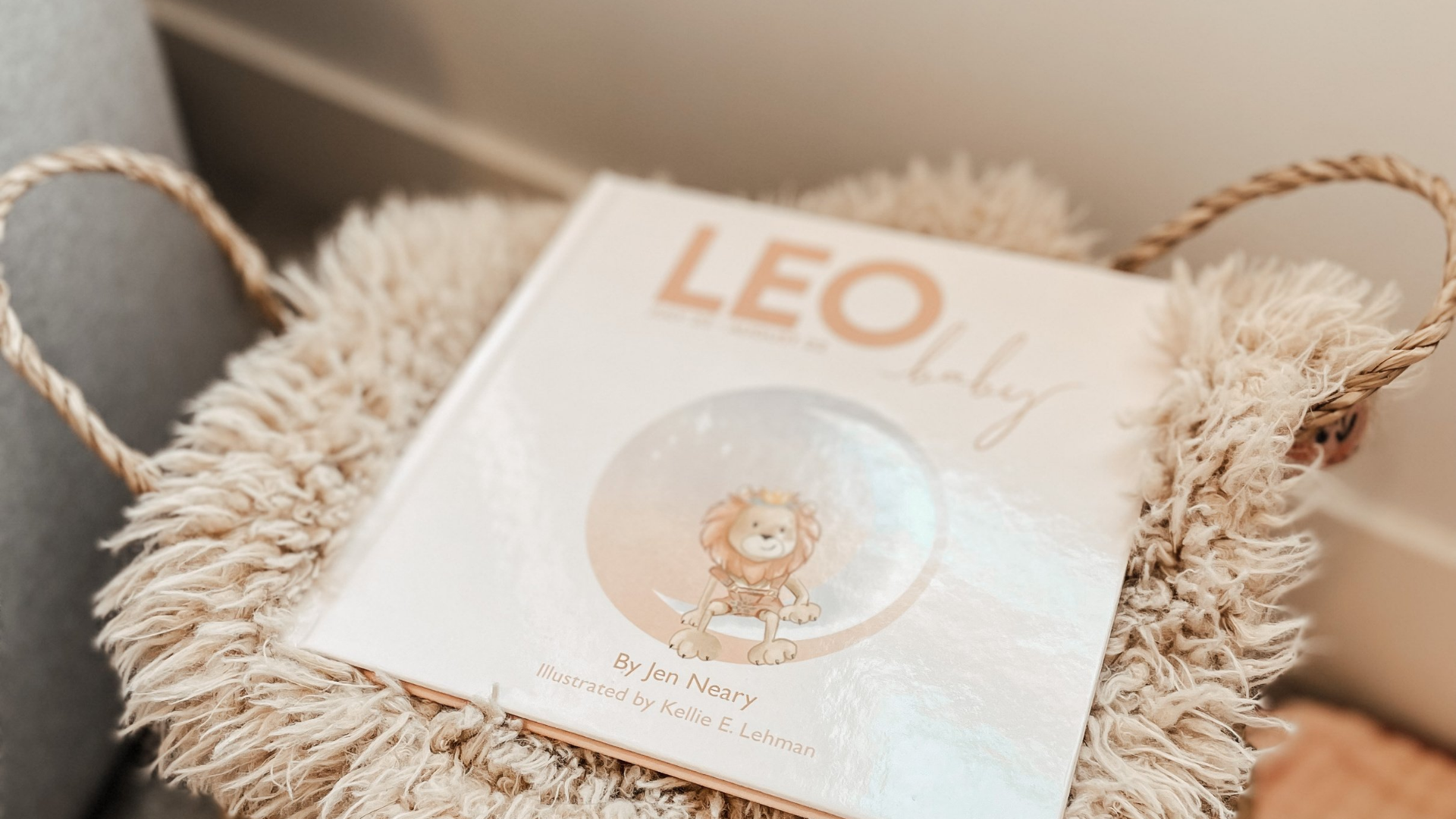 leo zodiac baby book by jen neary